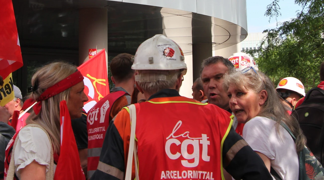 Rentrée particulièrement morose pour les salariés Industrie Dunkerque Sidérurgie ArcelorMittal CGT Syndicalisme 