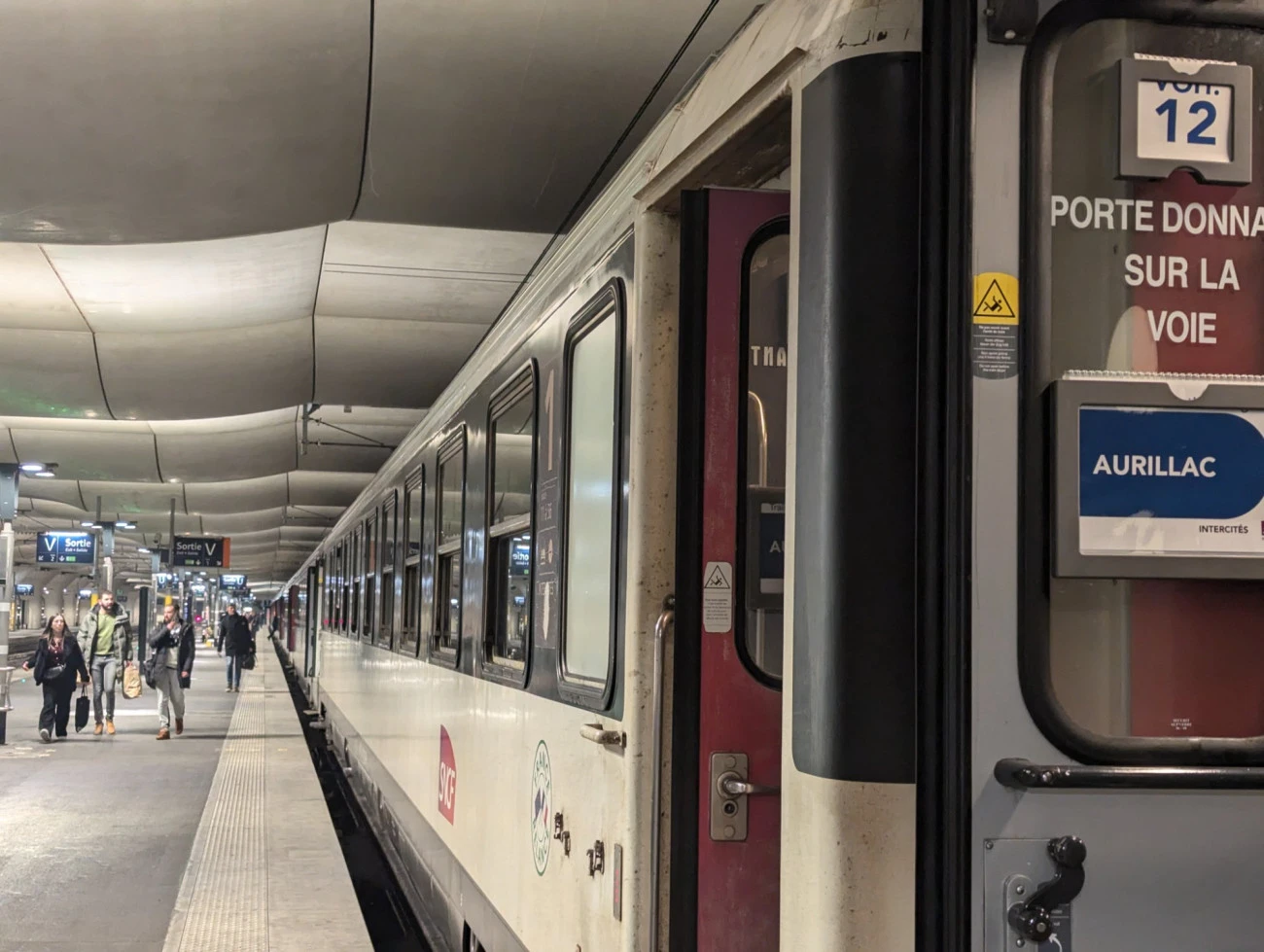 Après le sabotage du train de nuit, l'heure du redressement SNCF Longs formats 