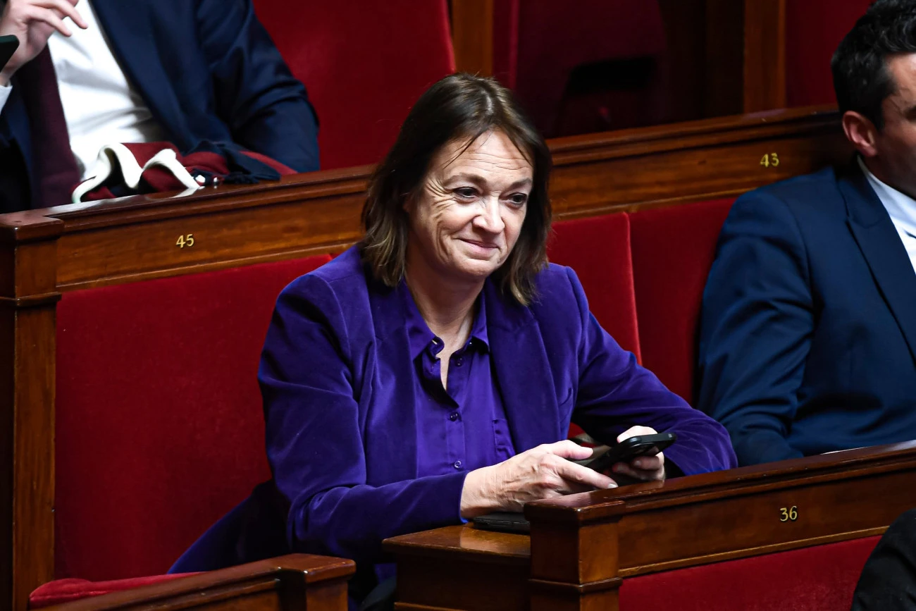 Le passé journalistique de la députée Parmentier ramène le RN à la réalité Extrême droite Assemblée nationale 