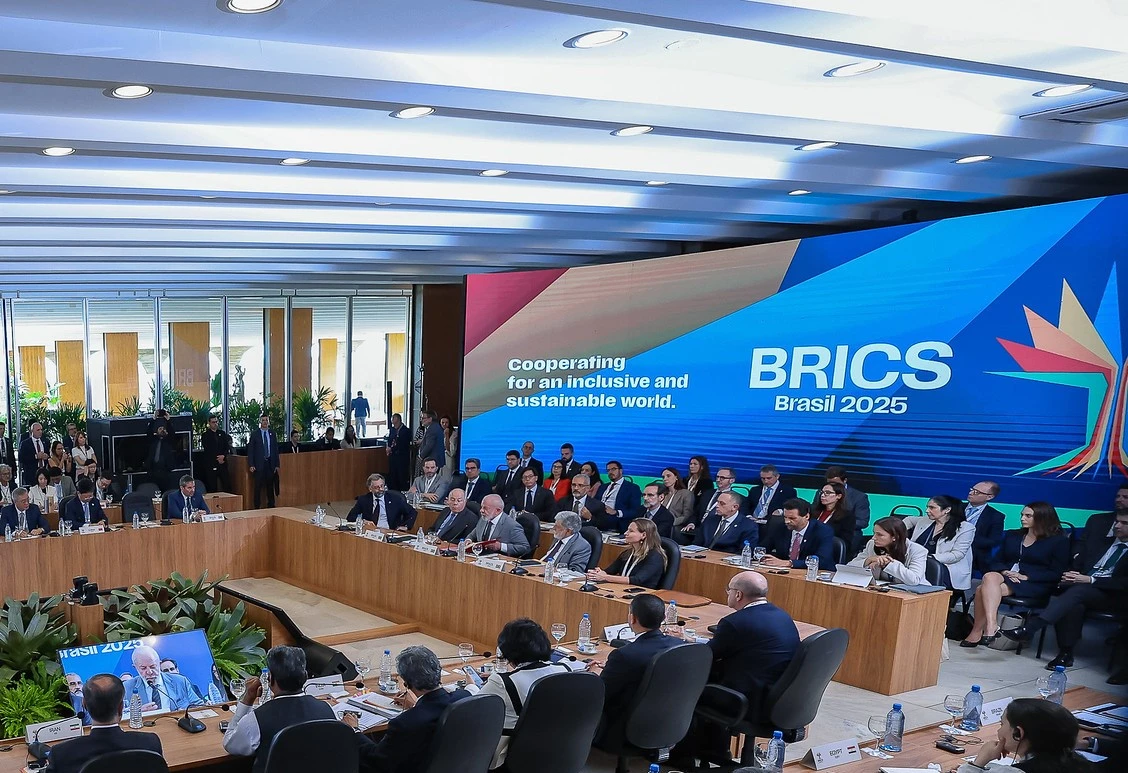 À Rio, les BRICS redessinent les règles du jeu mondial BRICS Brésil 