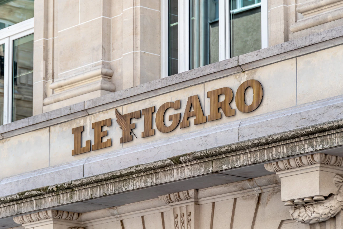 Philippe Pivion apprend l'histoire au rédacteur en chef du Figaro, Guillaume Tabard PCF Média Histoire 