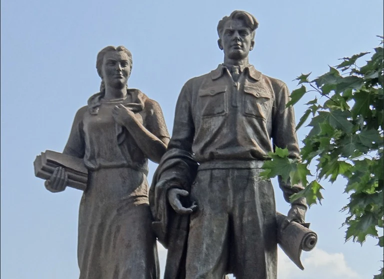 Repenser pour reconstruire avec Domenico Losurdo À lire 