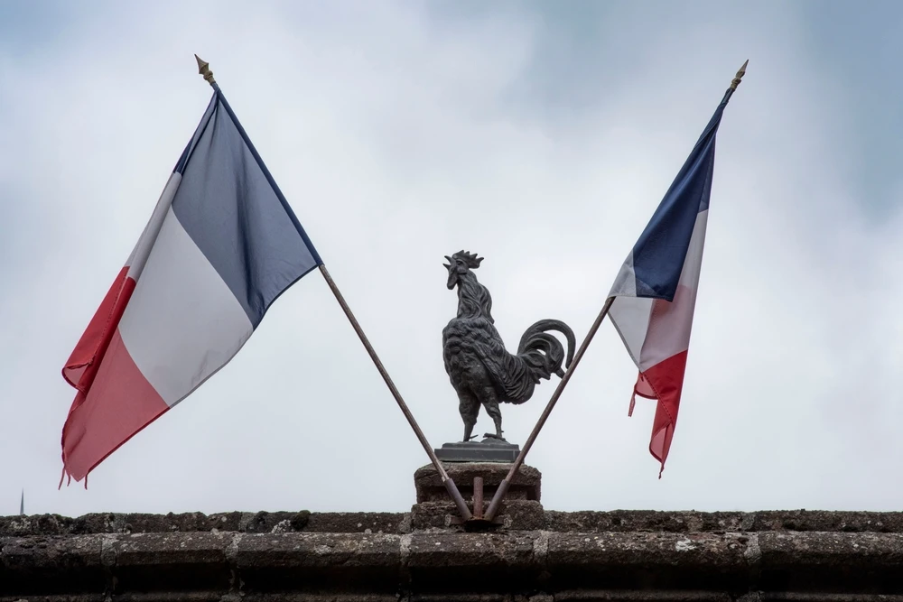 Extrême-droite : l'anti-nation Extrême droite 