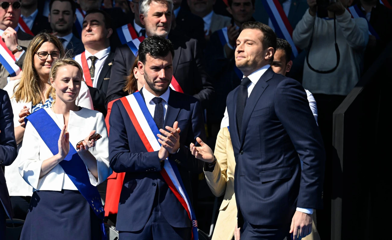 Perquisition au RN, le vernis craque Extrême droite Justice 