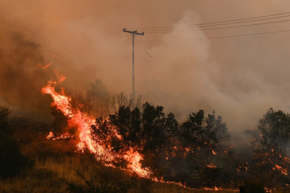 La Grèce brûle ! Brève Grèce 