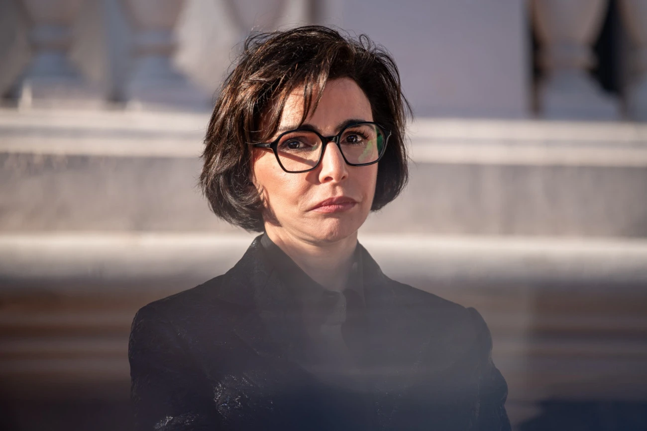 Un cheval de Troie contre l'indépendance et le pluralisme des médias publics Gouvernement Média 