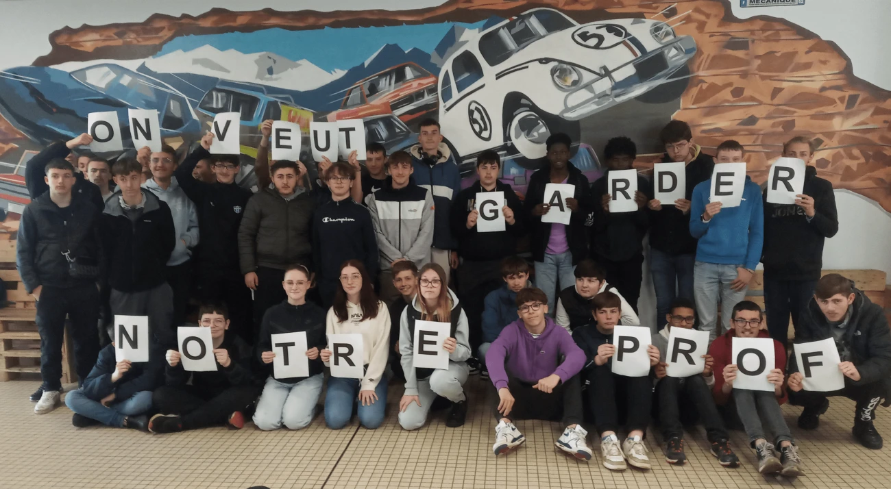 On veut garder notre prof' ! Luttes École Éducation Pétition à Signer 