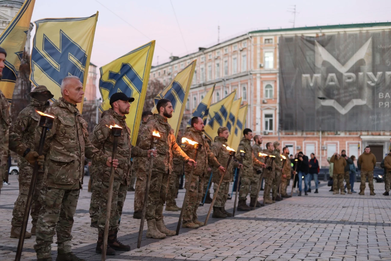 Quand la presse française ouvre enfin les yeux sur l'extrême droite en Ukraine Ukraine Extrême droite 