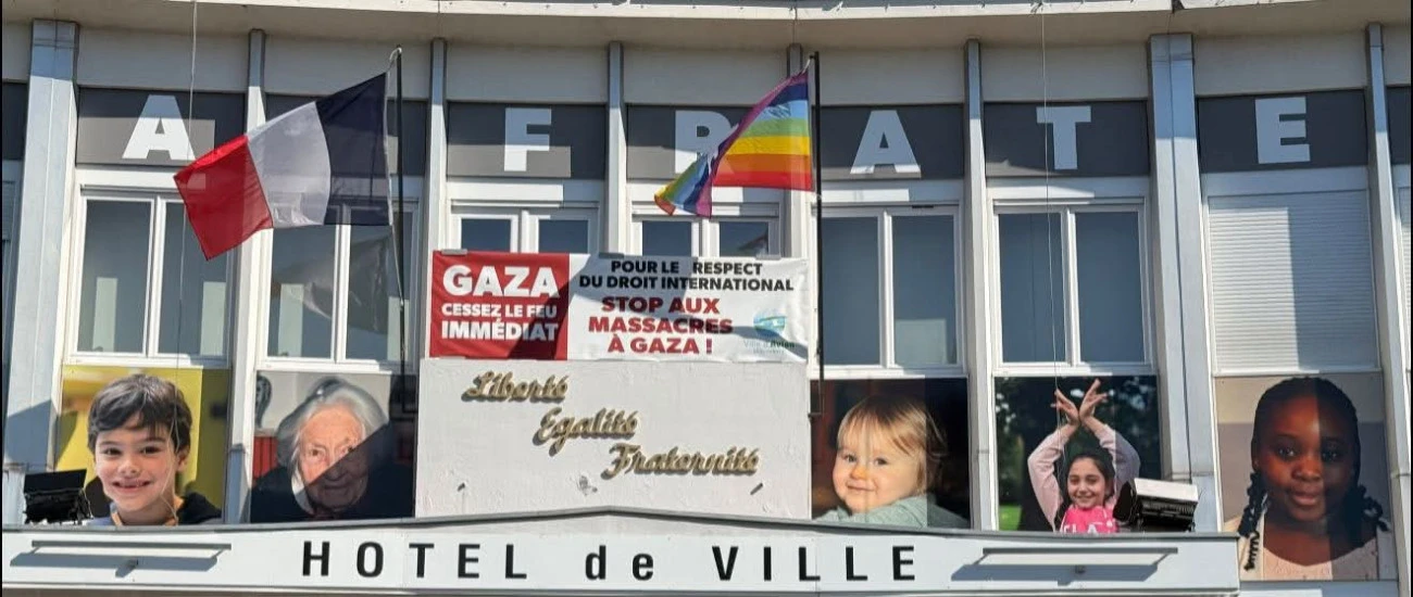 Le RN veut faire retirer une banderole pour Gaza sur le fronton de la marie d'Avion Extrême droite Palestine Israël PCF 