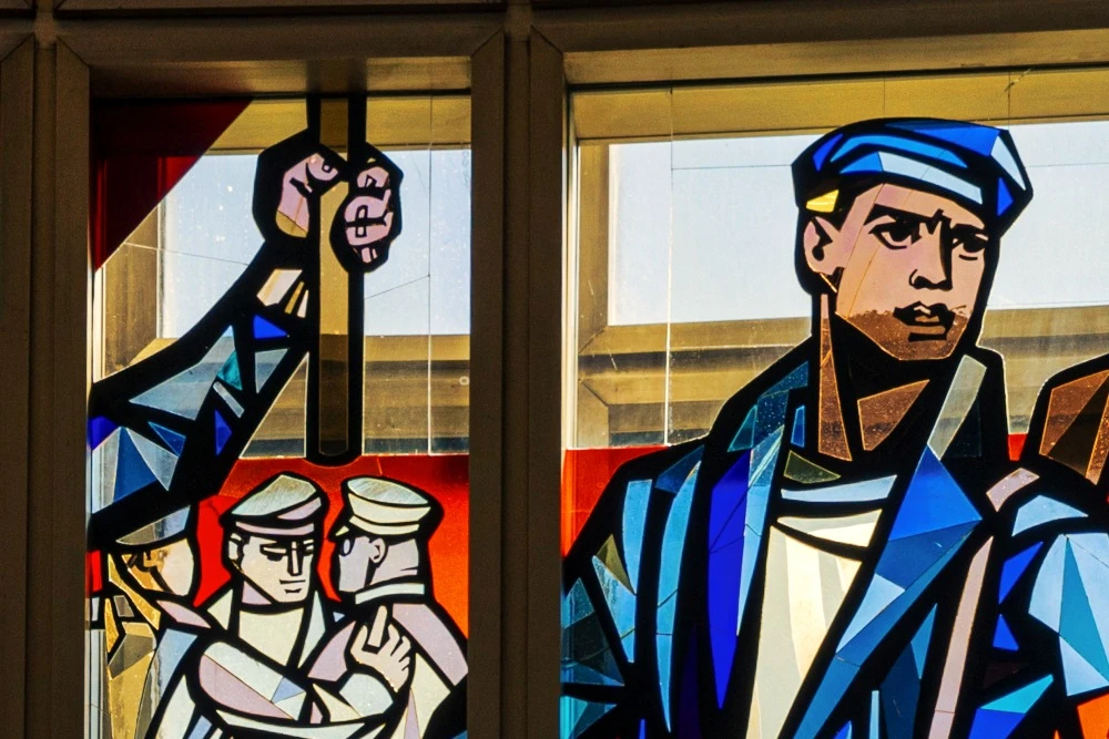 Florian Gulli revient sur la « centralité stratégique de la classe ouvrière » Entretien À lire 