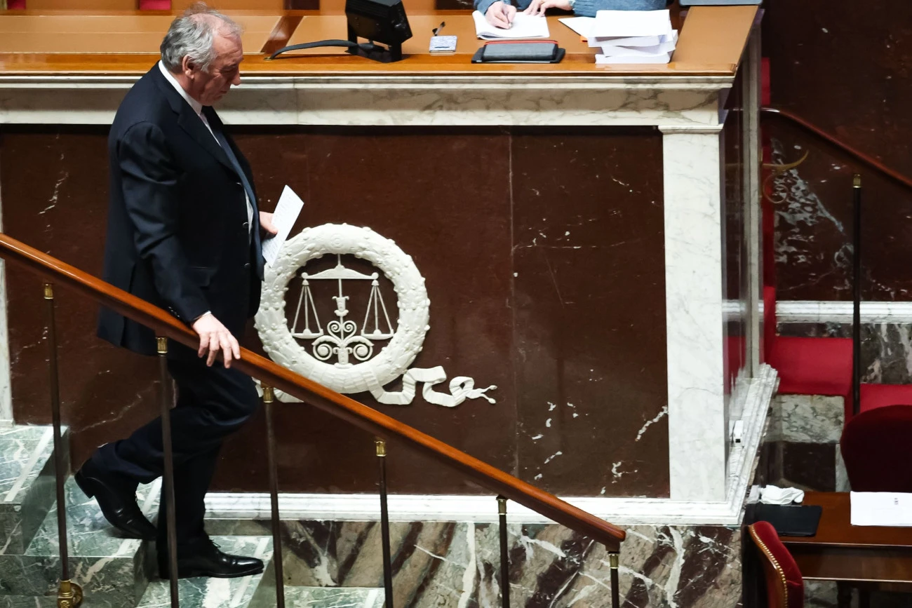 La santé ou les canons Armement Santé Gouvernement 