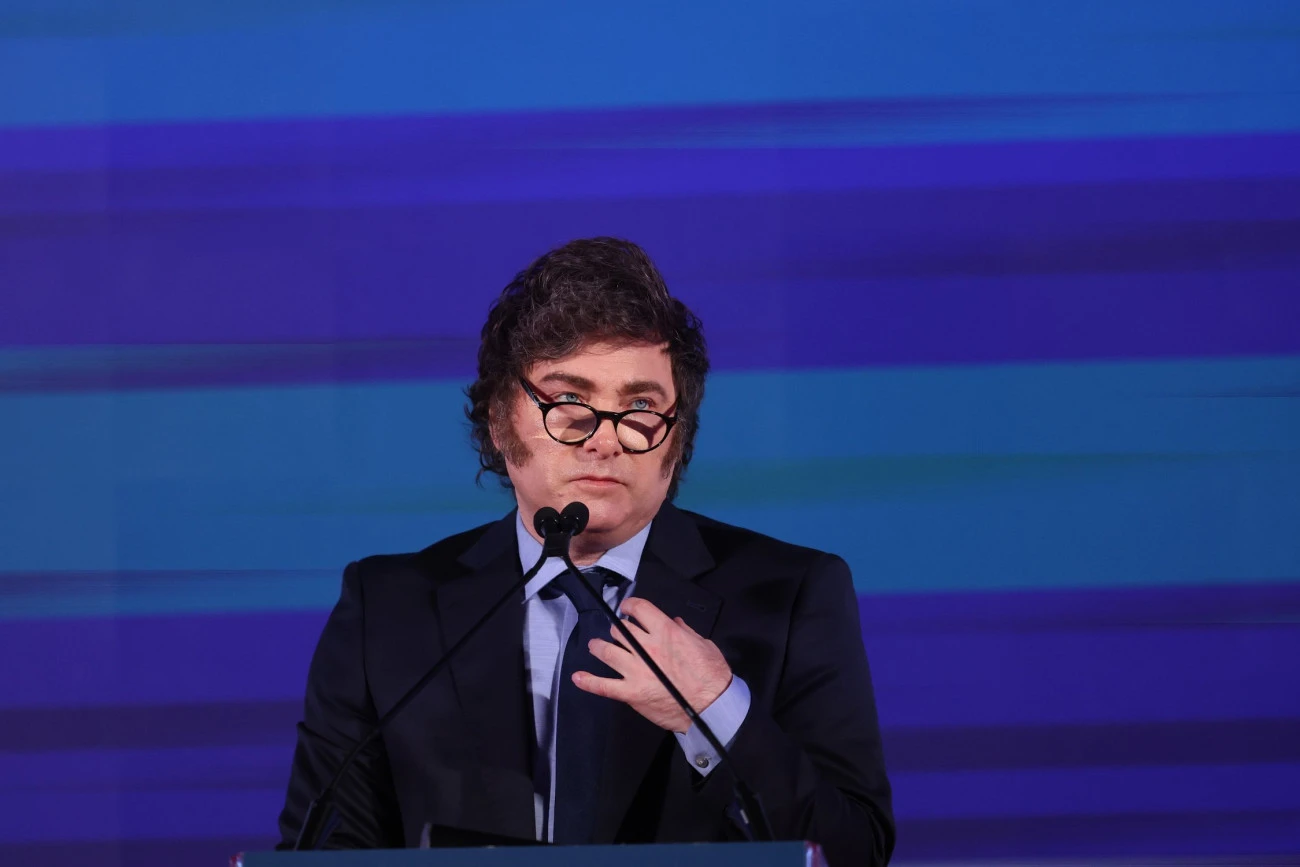 Javier Milei consolide son pouvoir malgré la crise et la défiance sociale Argentine 