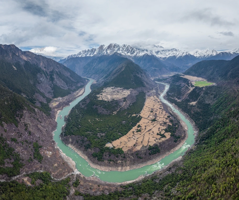 La Chine lance le plus grand chantier hydroélectrique de l'histoire Chine Environnement Énergie 