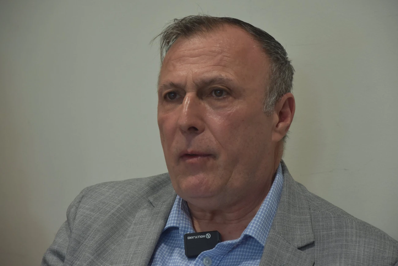 Le communiste Eddie Jacquemart présente ses propositions Logement PCF Municipales 2026 