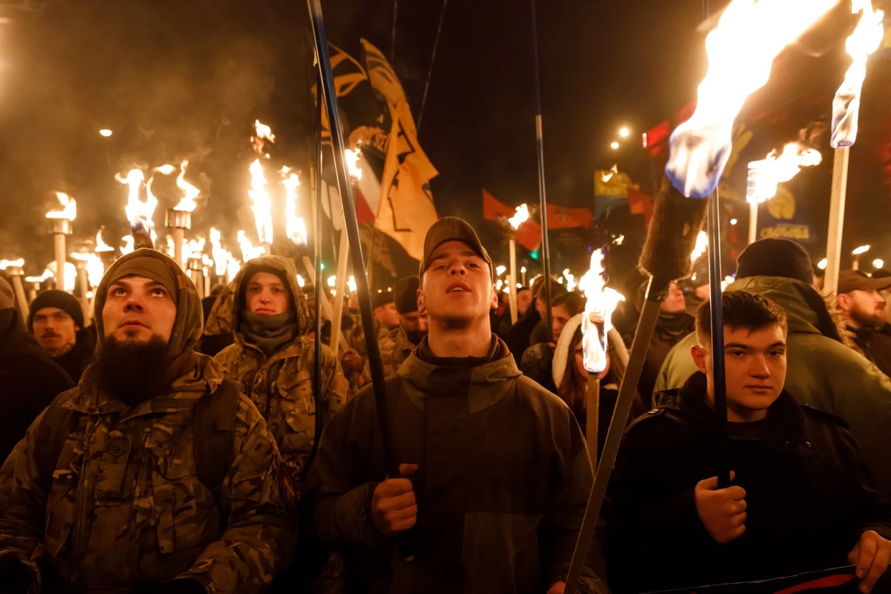 Quand l'Europe de l'Est glorifie ses collaborateurs nazis Seconde Guerre mondiale Union européenne Moldavie Roumanie Histoire 