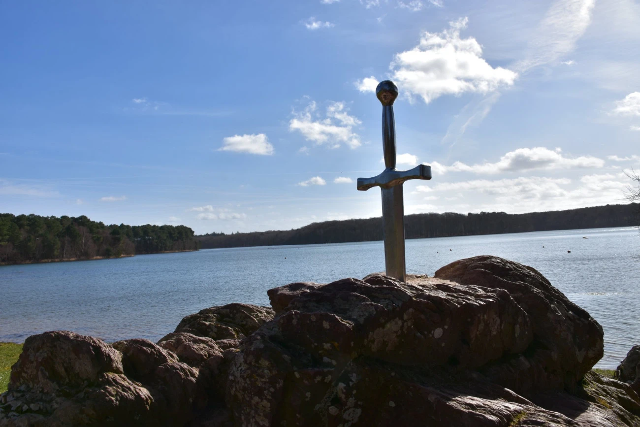 La Table Ronde est en Brocéliande Bretagne 
